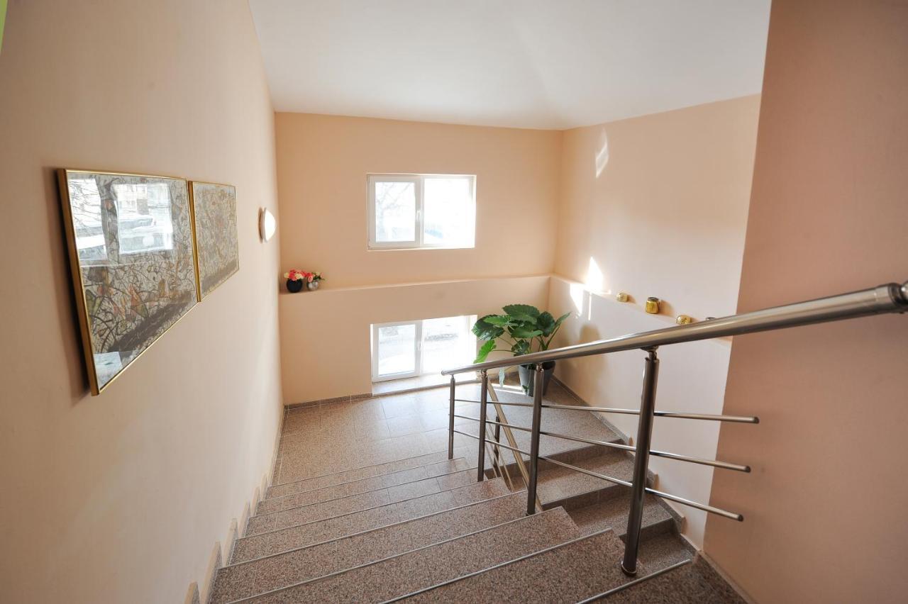 Best Rest Guest Rooms Plovdiv Exterior foto